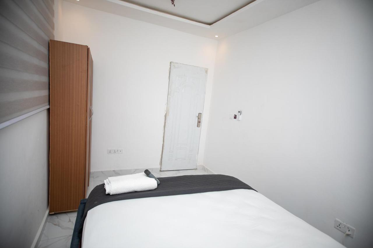 Marysin Guest House アクラ エクステリア 写真